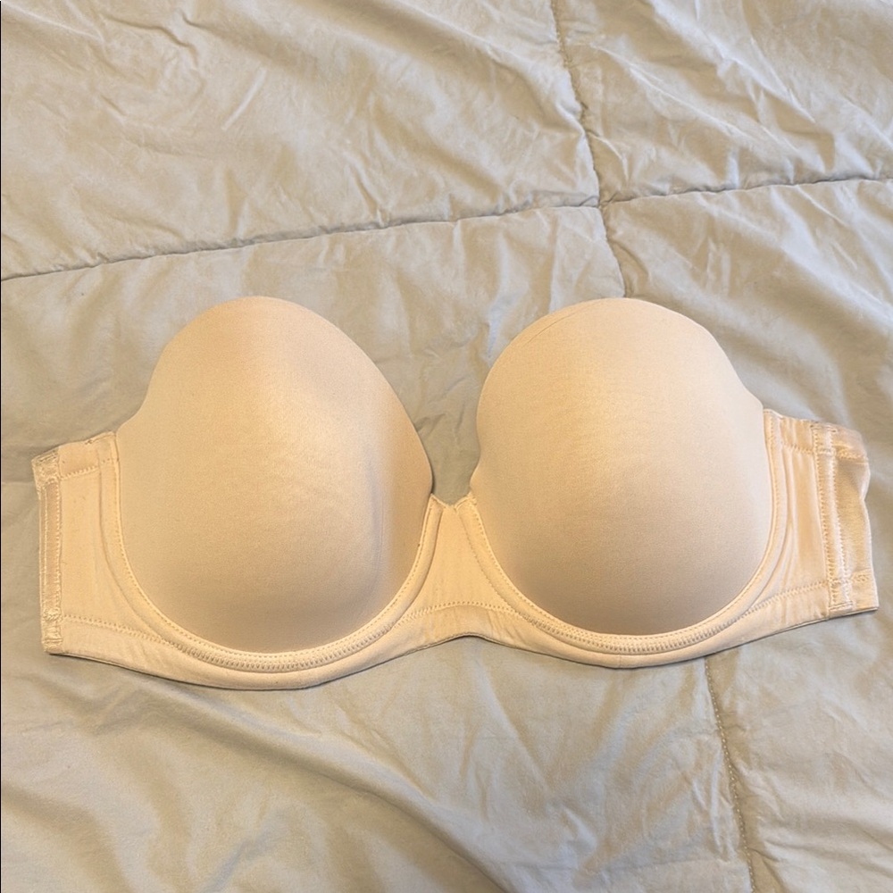 Cream Strapless Bra